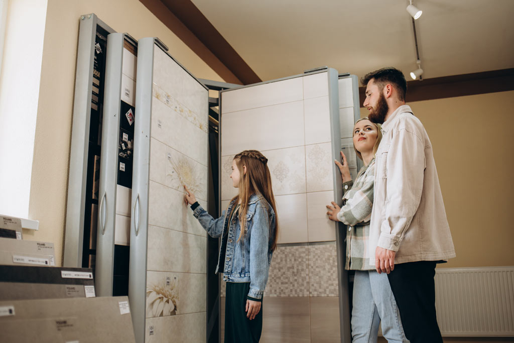 Family selects porcelain slabs